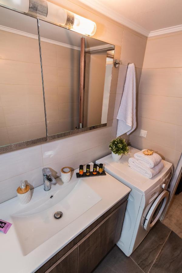Central Apt. With Parking - 3 Min From Old Port Chania  Exterior foto